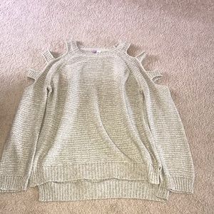 shoulder hole sweater